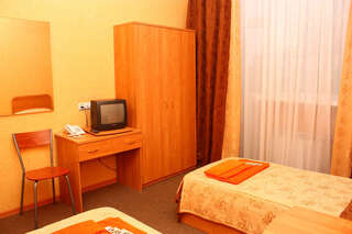Гостиница Гостиничный комплекс Сафари Самара Стандартный двухместный номер с 2 отдельными кроватями-4
